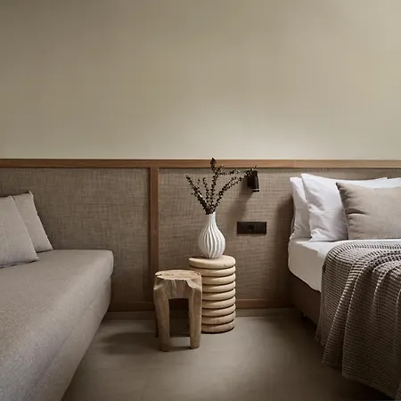 Alamis & Lejlighedshotel 4*