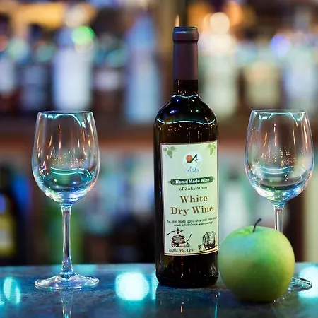 Aparthotel Alamis & 4*